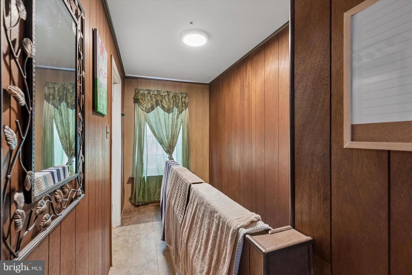 665 Corson Street photo 9