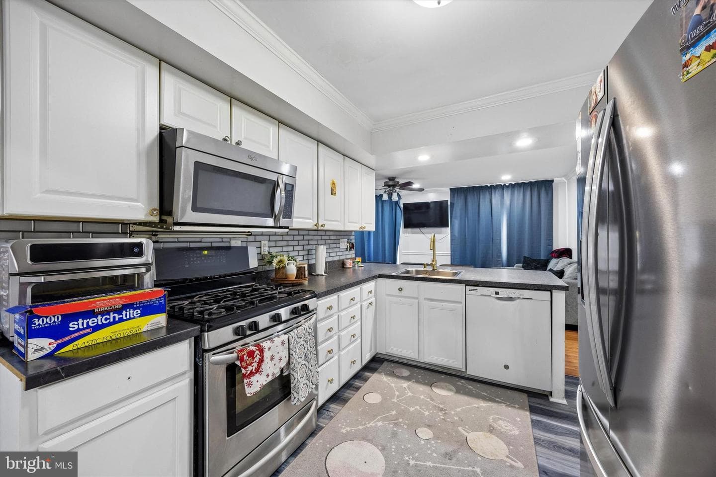 318 Parkview photo 6