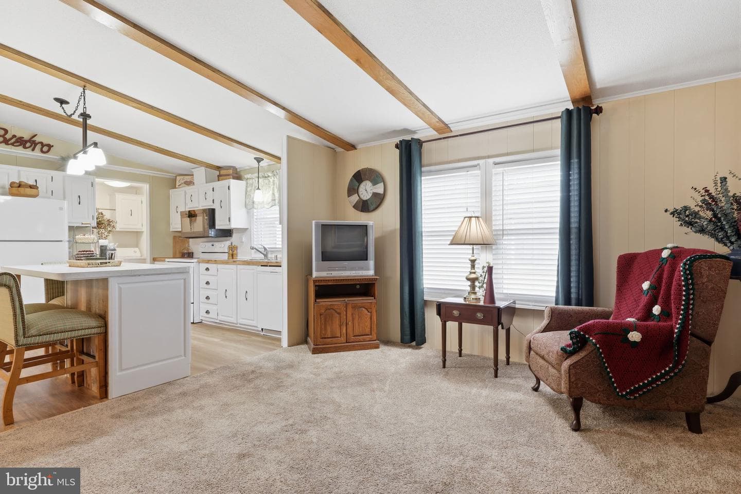 508 Willow Lane photo 9