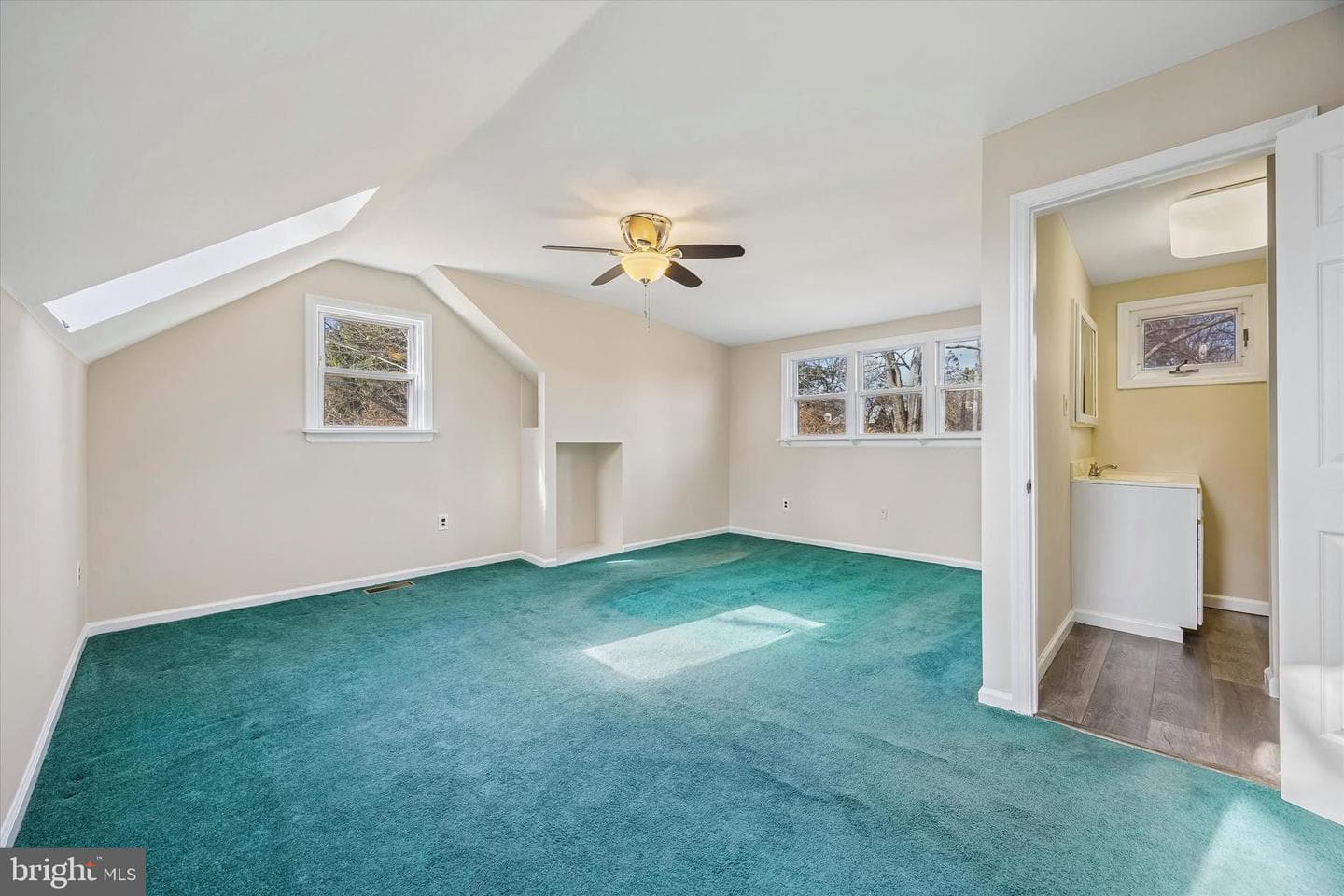 203 Spruce Road photo 14