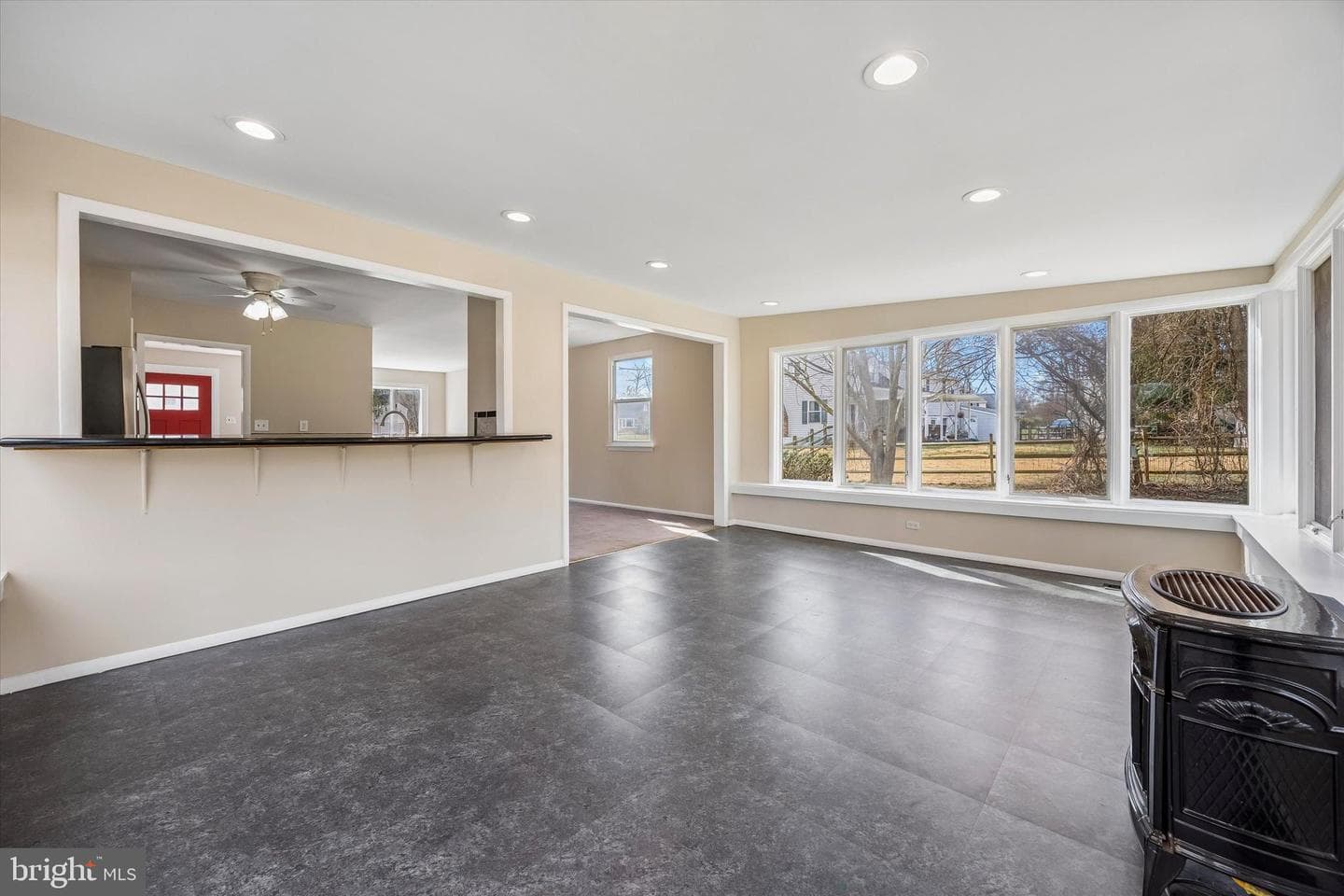 203 Spruce Road photo 8