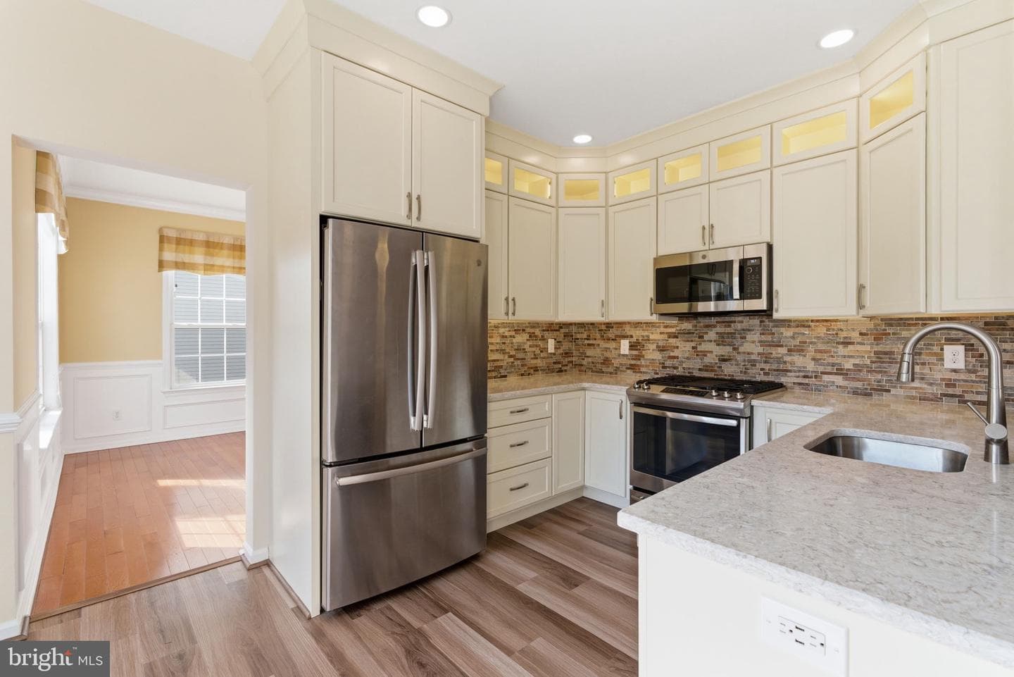 411 Dartmoor Road photo 11