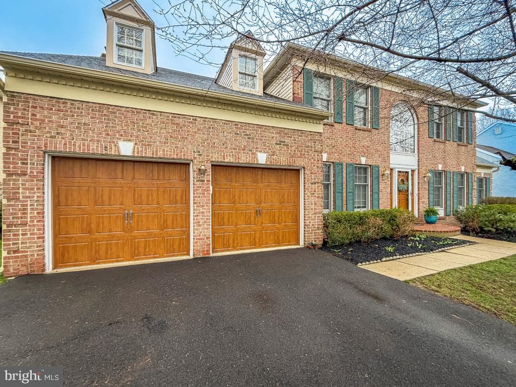104 Augusta Drive photo 44
