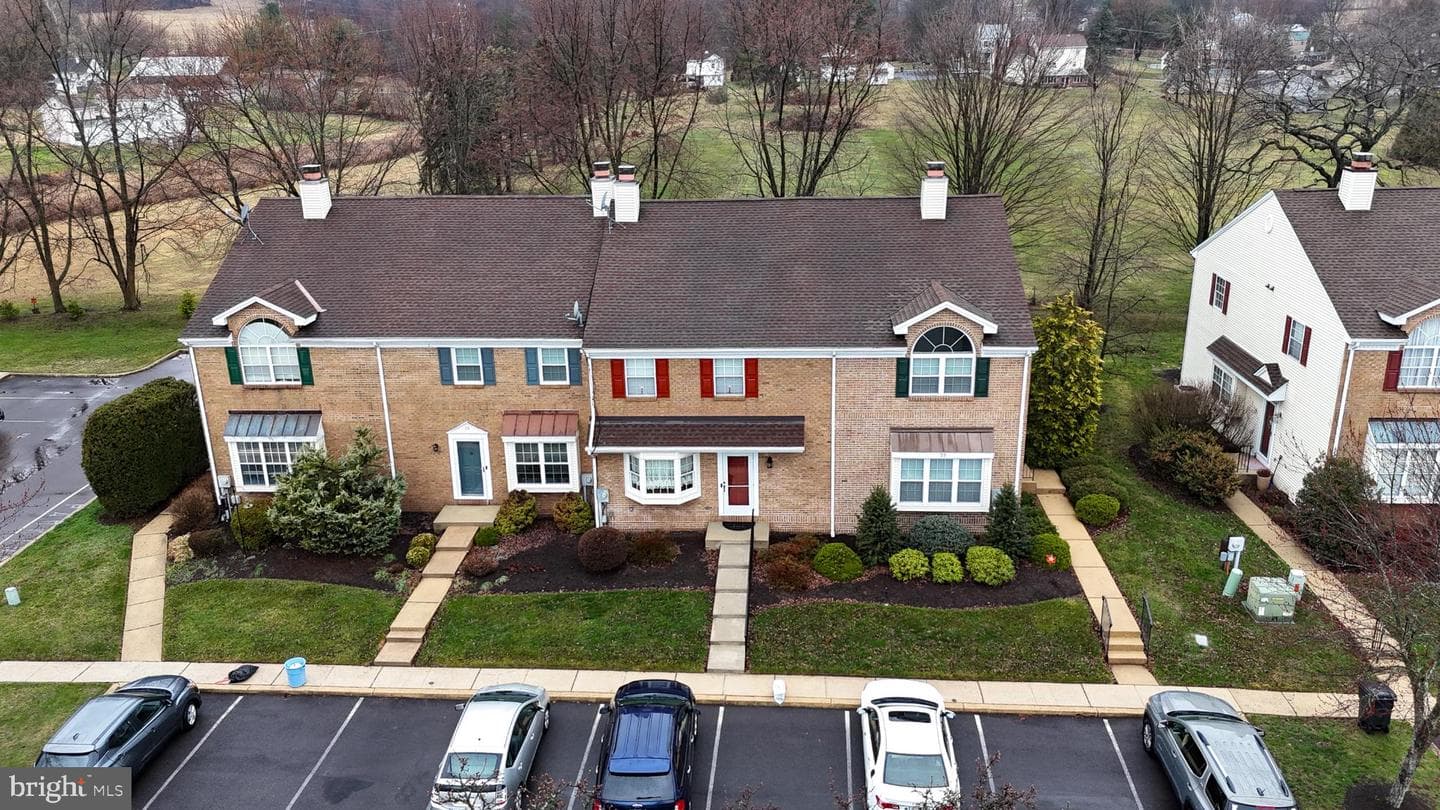 33 Stafford Square photo 44