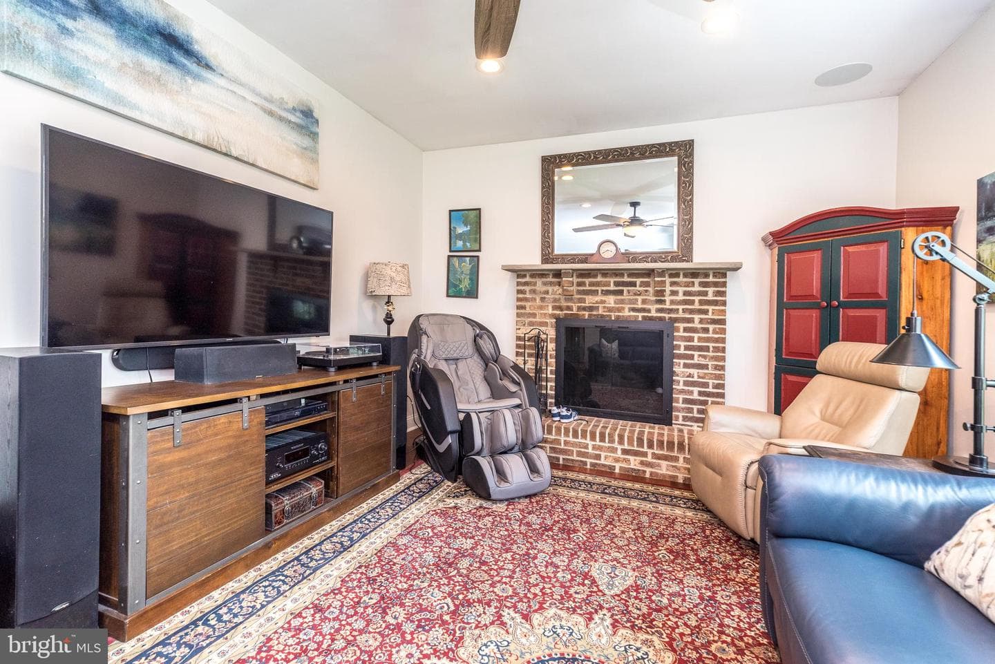 109 Pioneer Drive photo 14