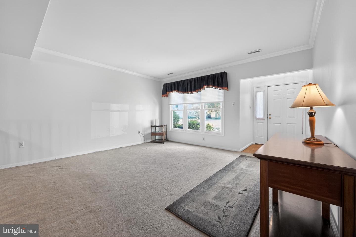 62 Harlow Circle photo 4