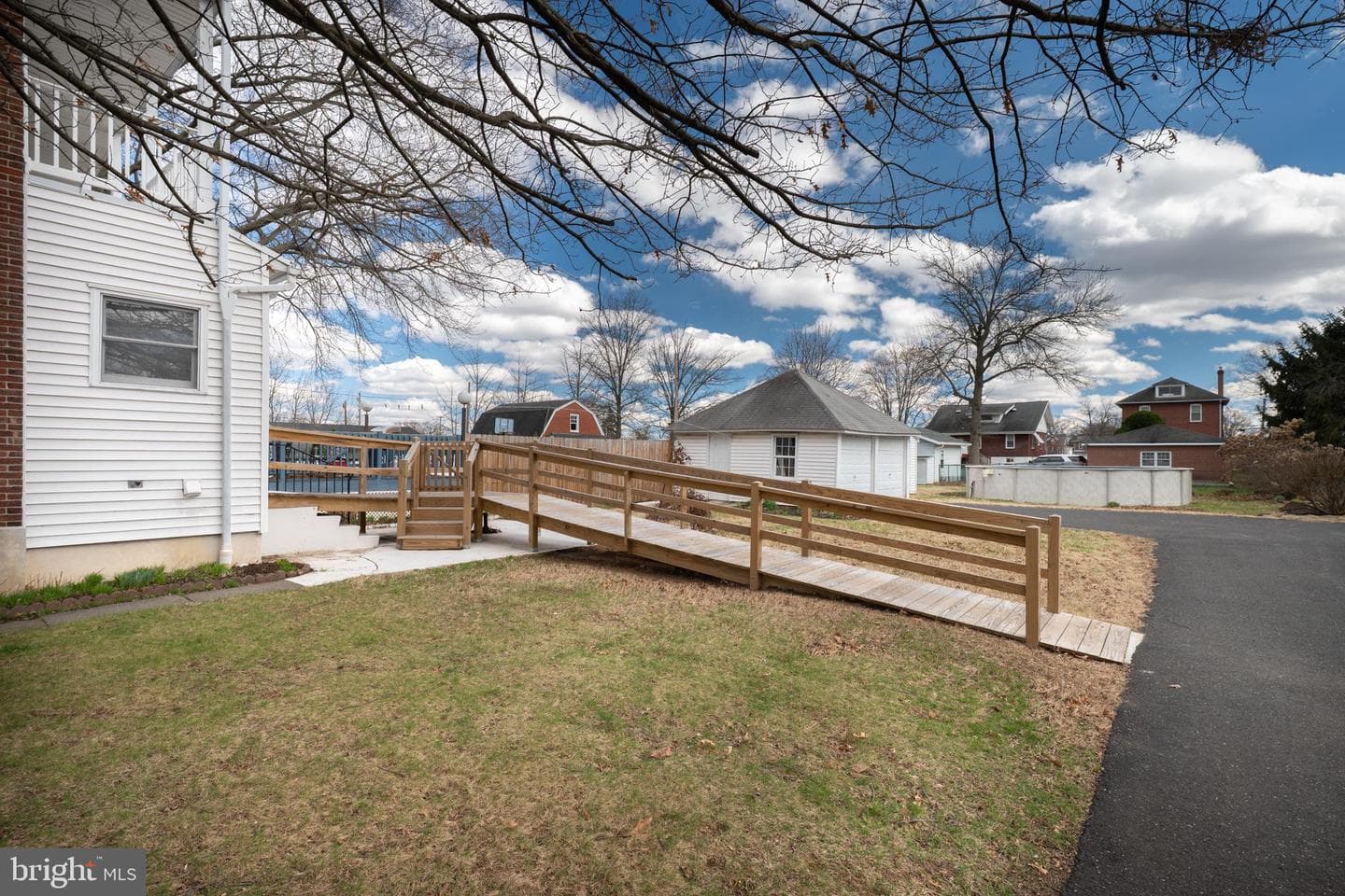 768 Church Street photo 39
