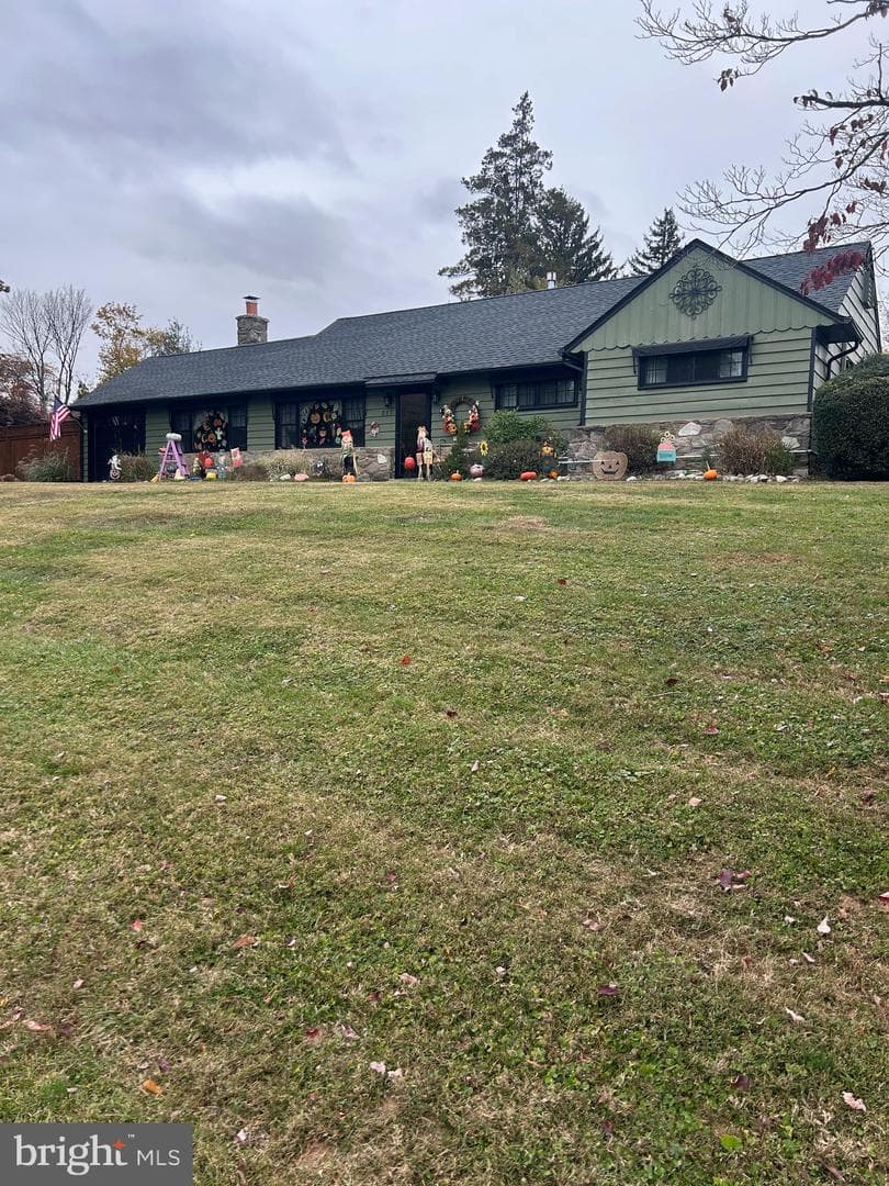 833 Norfolk Road photo 2