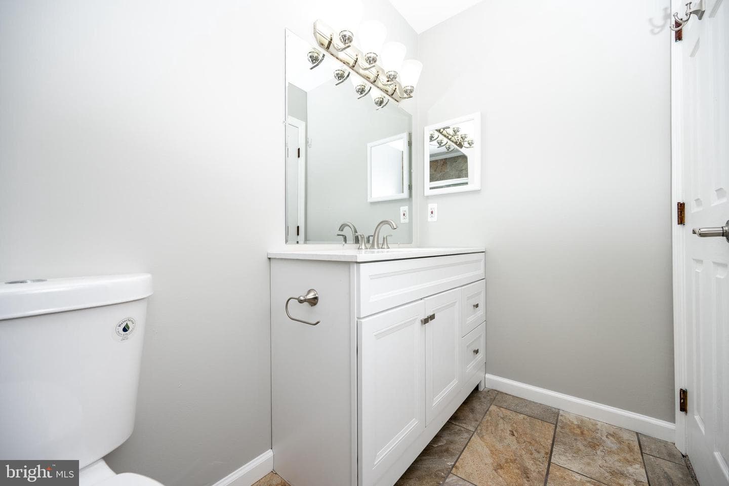 1146 Valley Stream Drive photo 32