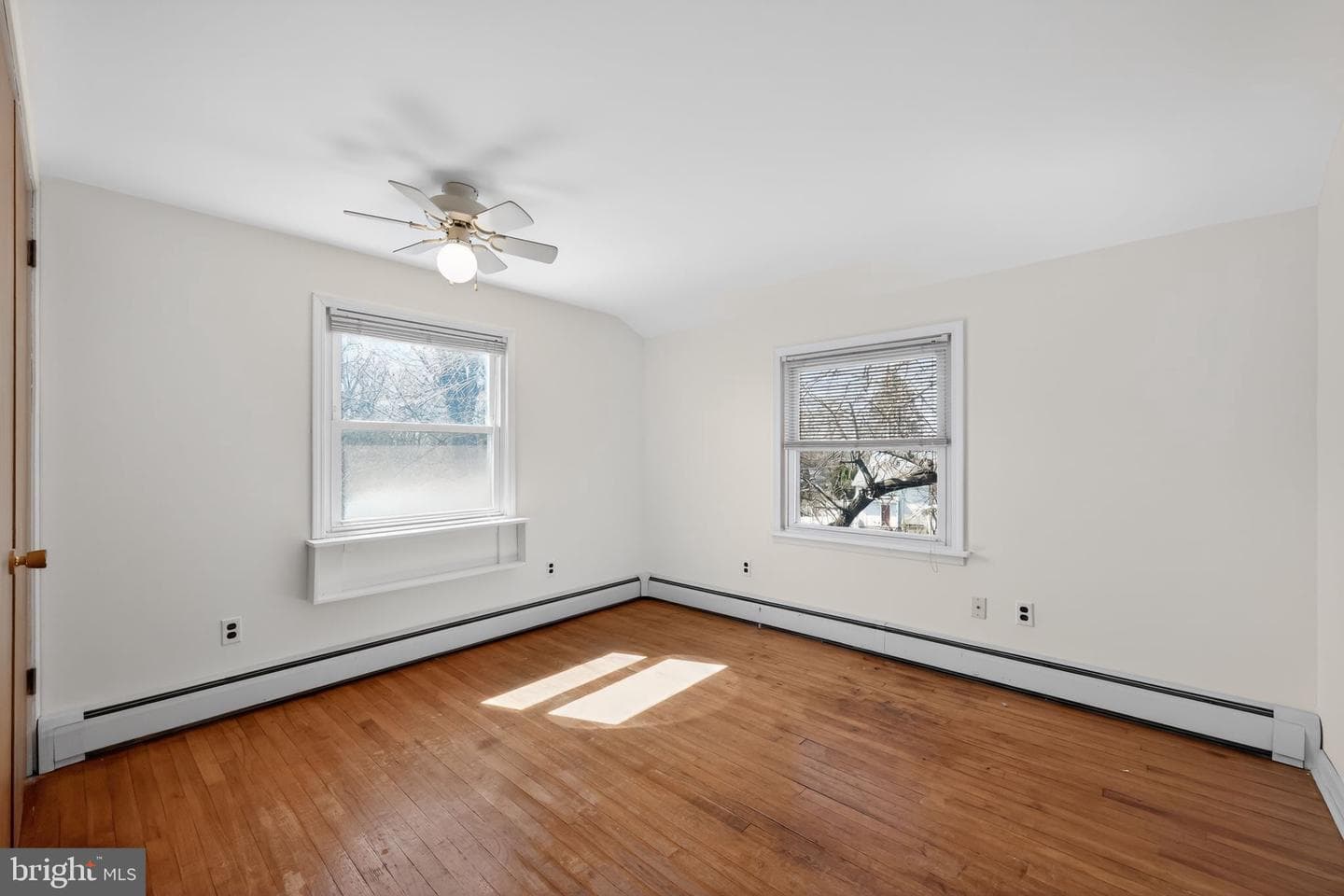 316 E Moreland Avenue photo 24