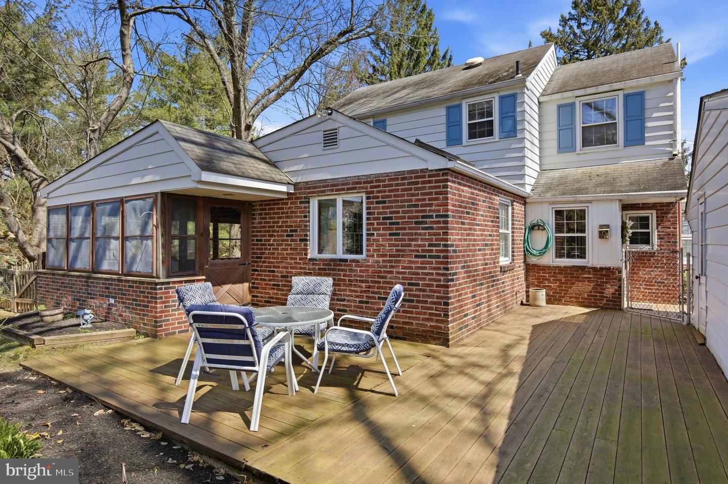 2240 Pioneer Road photo 22