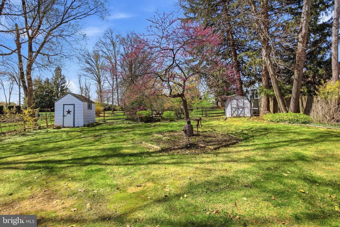 2240 Pioneer Road photo 23