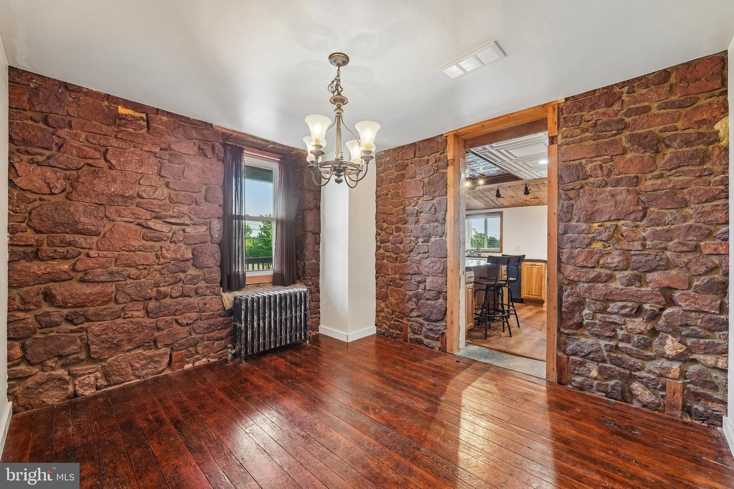 136 Souder Road photo 6