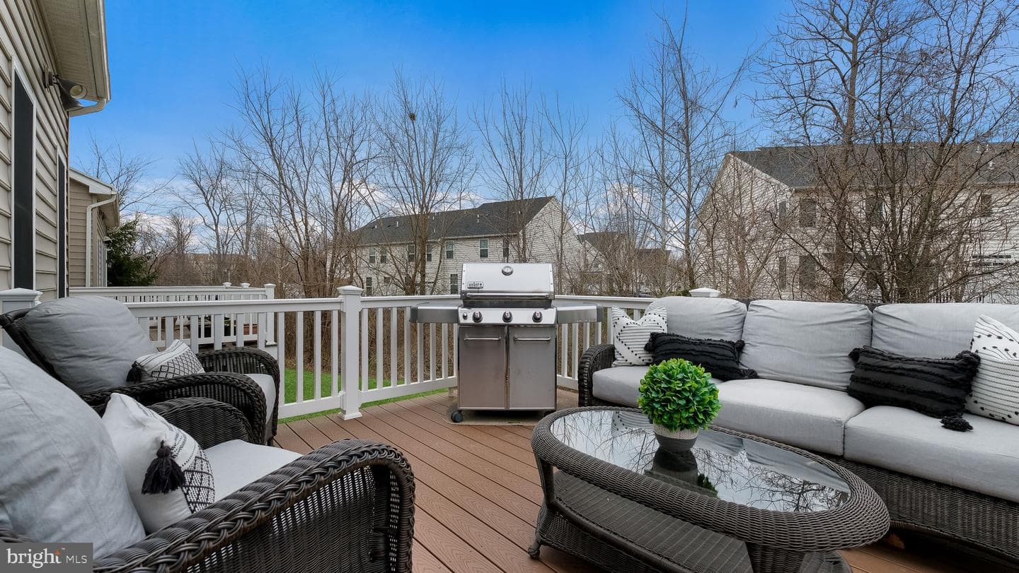 105 Brentwood Court photo 37