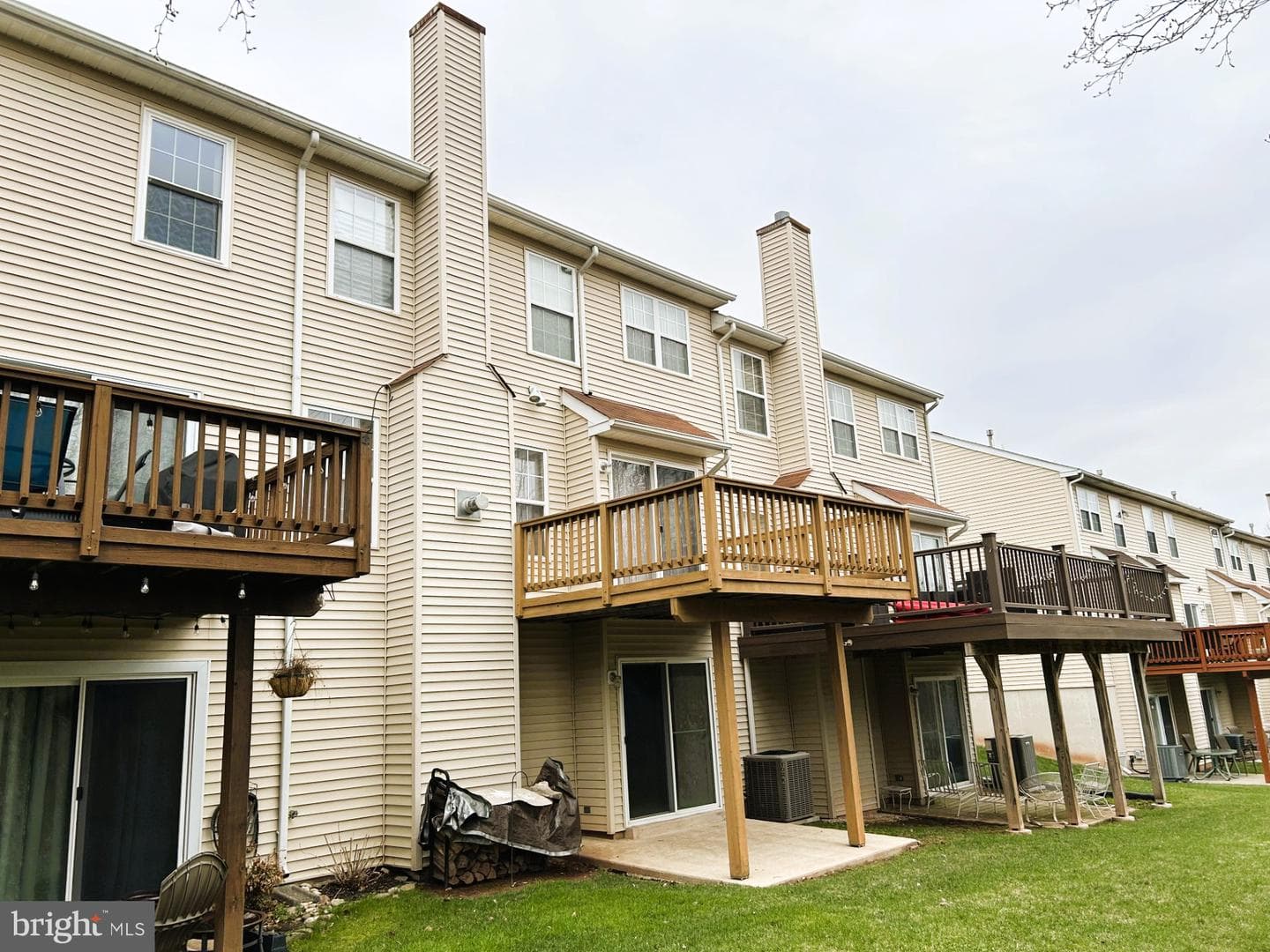 981 Katie Circle photo 4