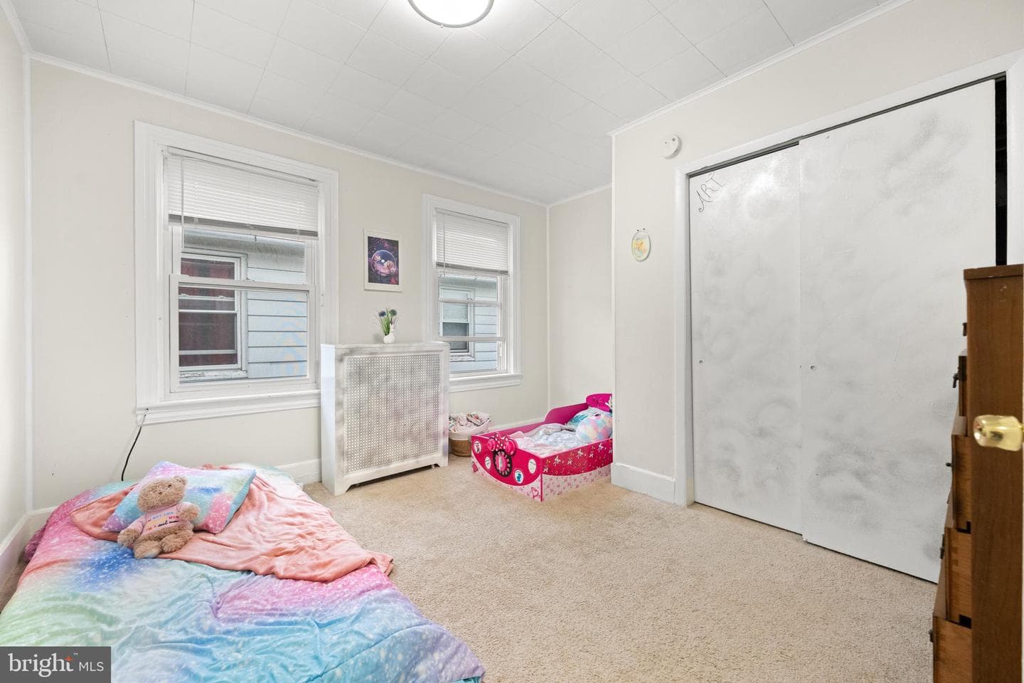 1009 Queen St photo 16