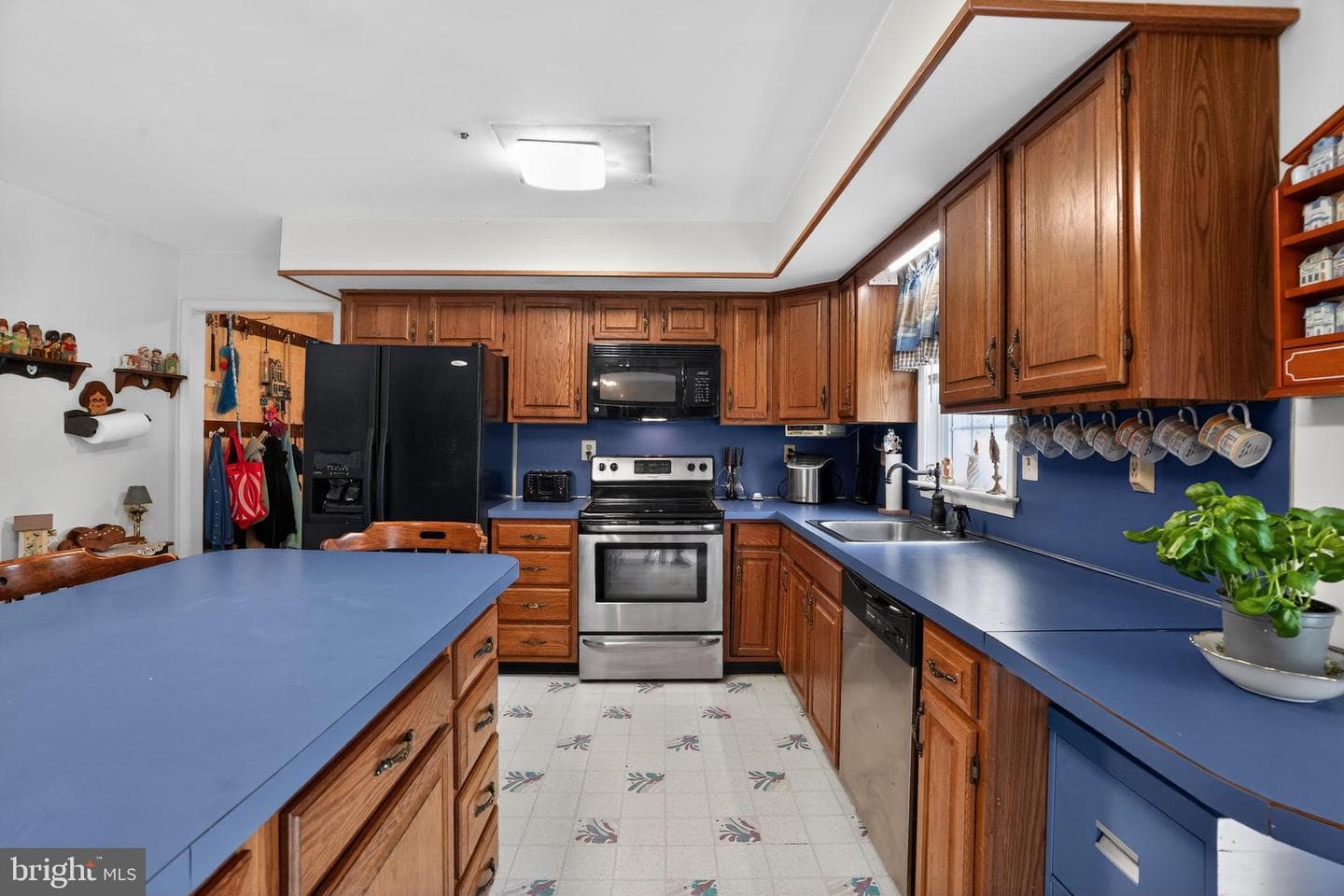 307 Sharon Court photo 8