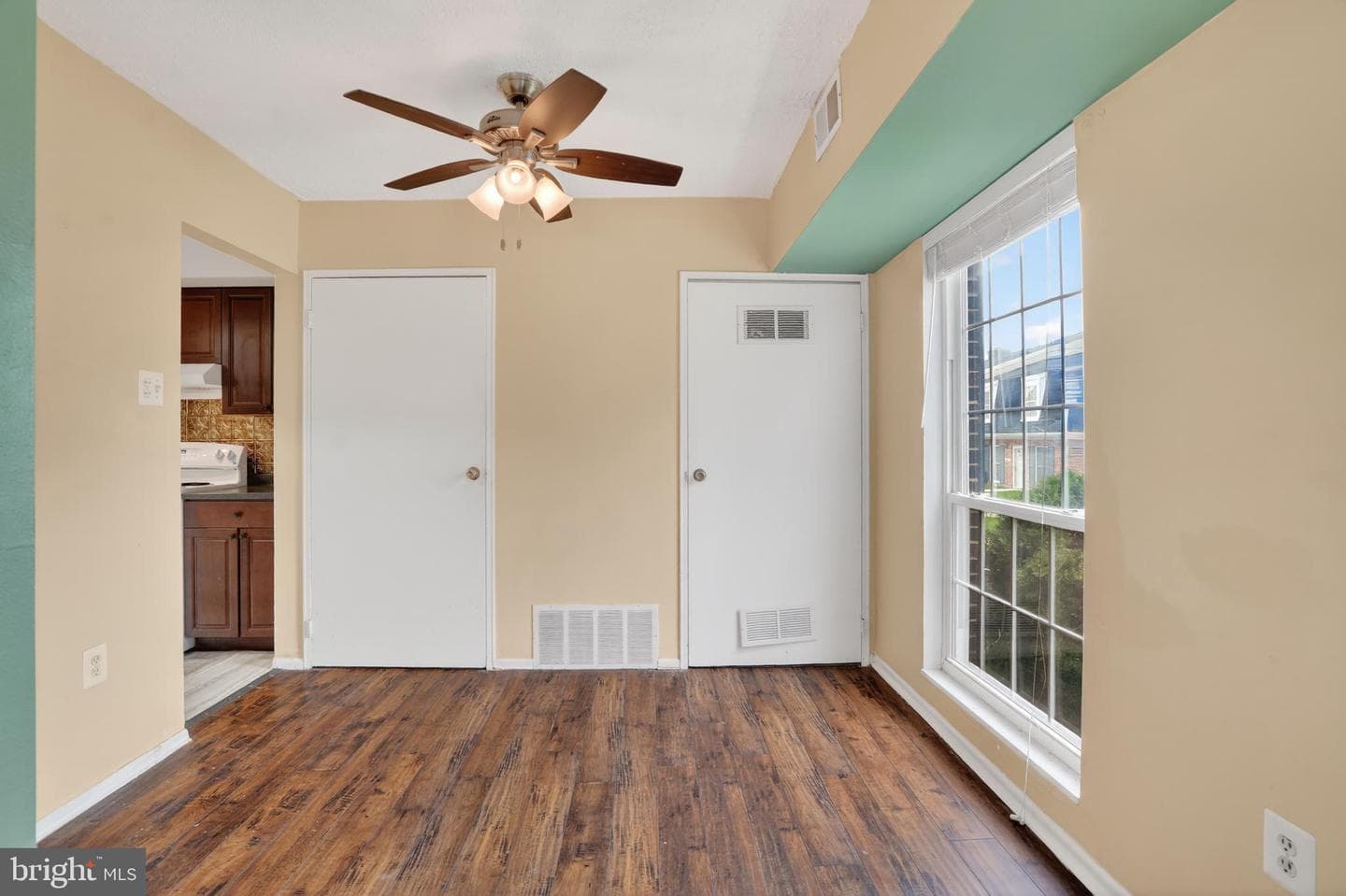 304 Middleton Place photo 10