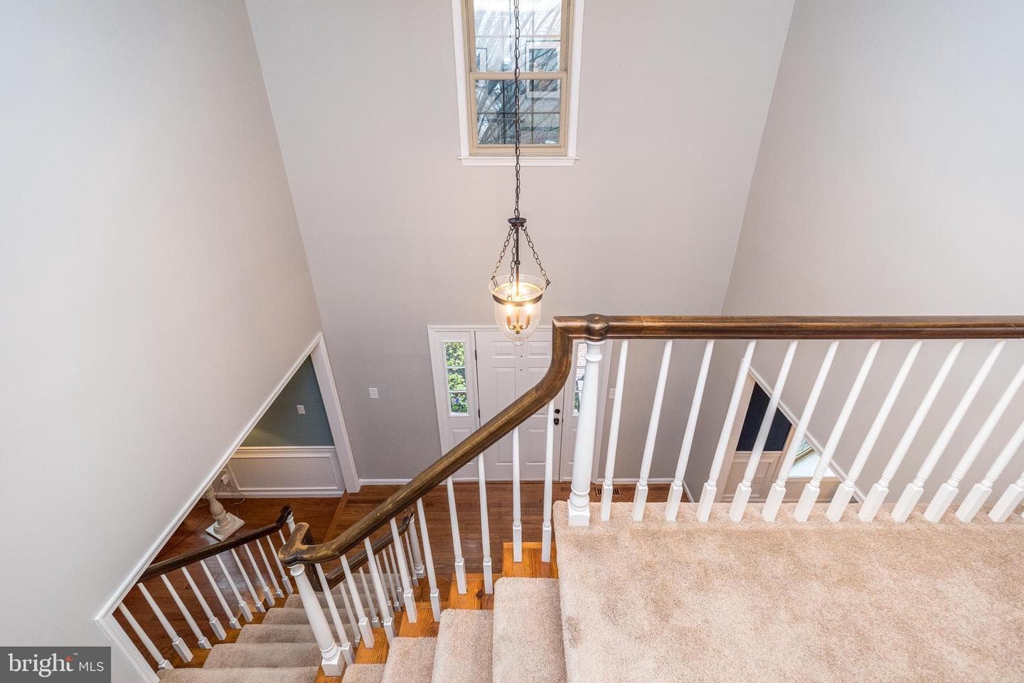 221 Stefan Place photo 31
