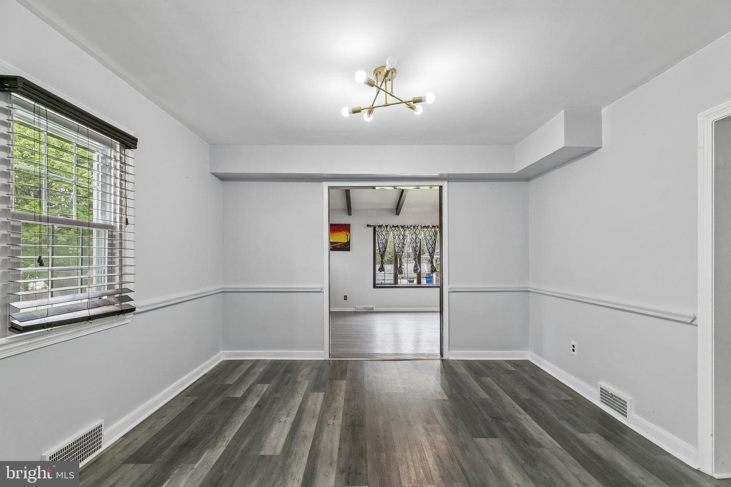 556 Anne Street photo 28