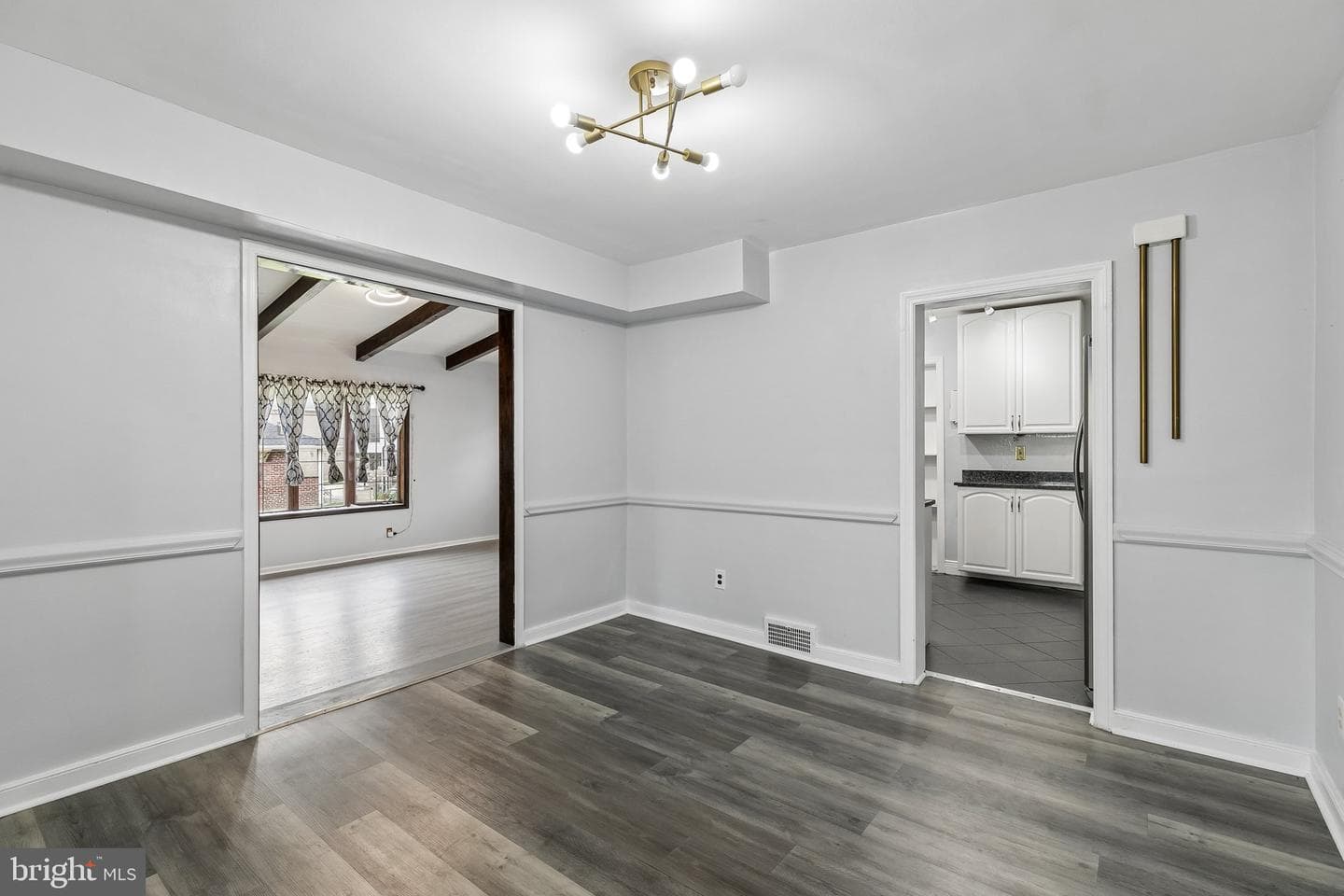 556 Anne Street photo 29