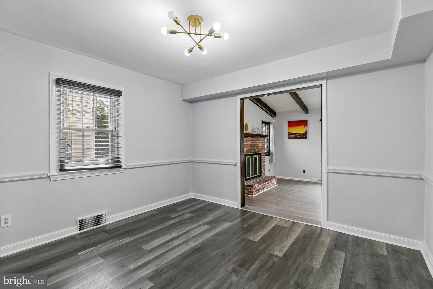 556 Anne Street photo 30