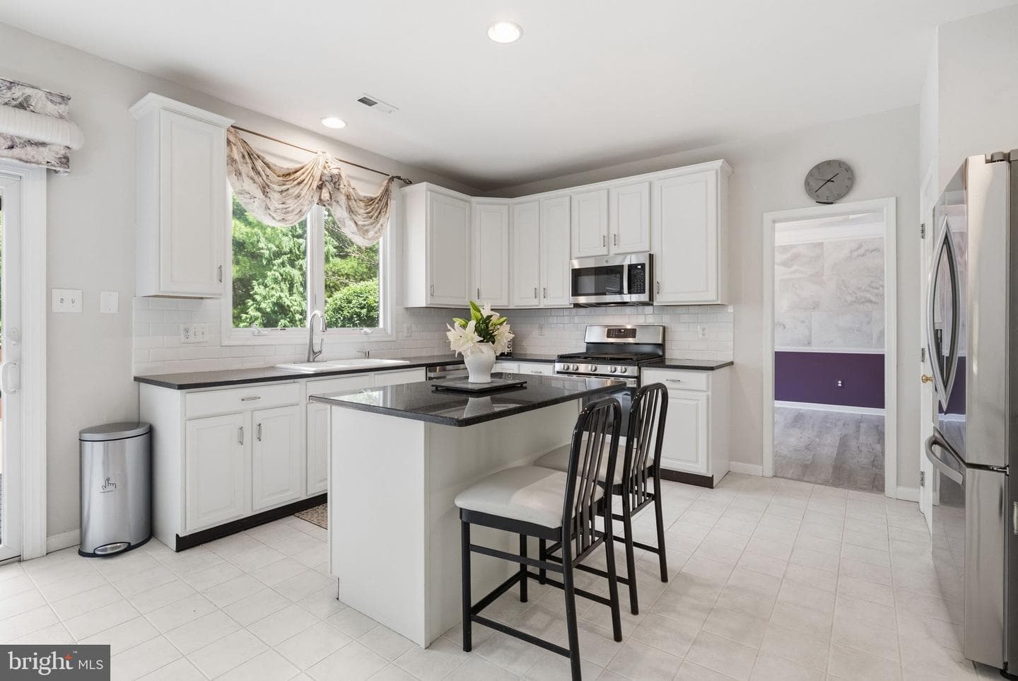 2111 Peregrine Circle photo 17
