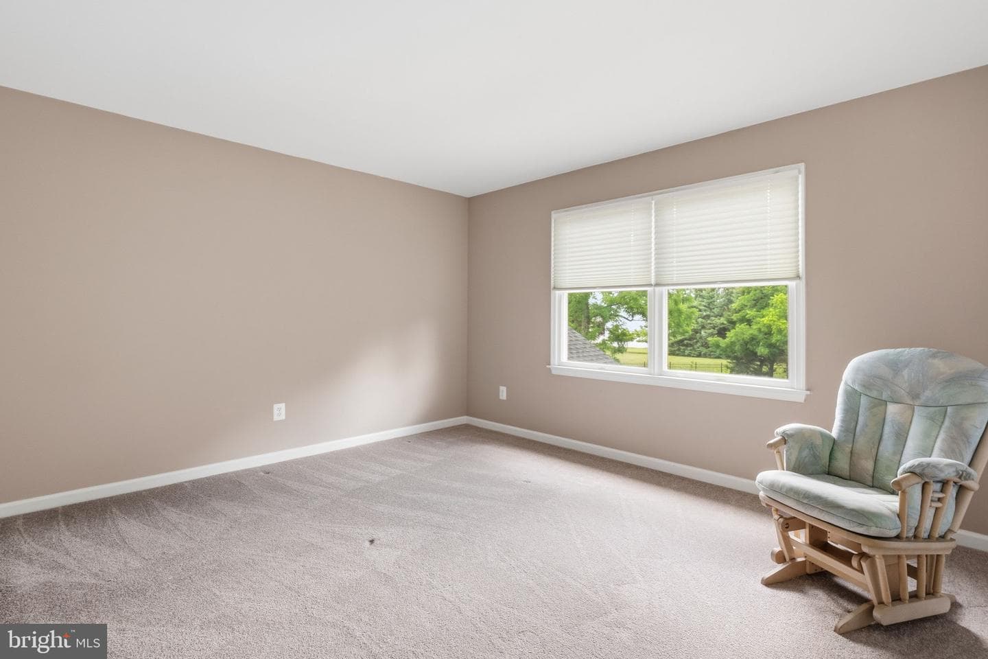 2111 Peregrine Circle photo 40