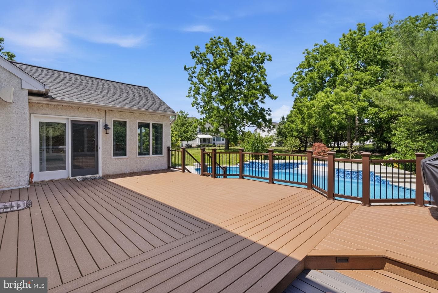 2111 Peregrine Circle photo 55