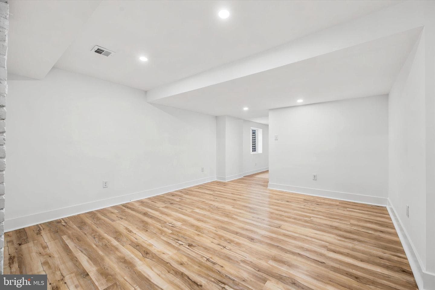 111 St Pauls Road photo 32