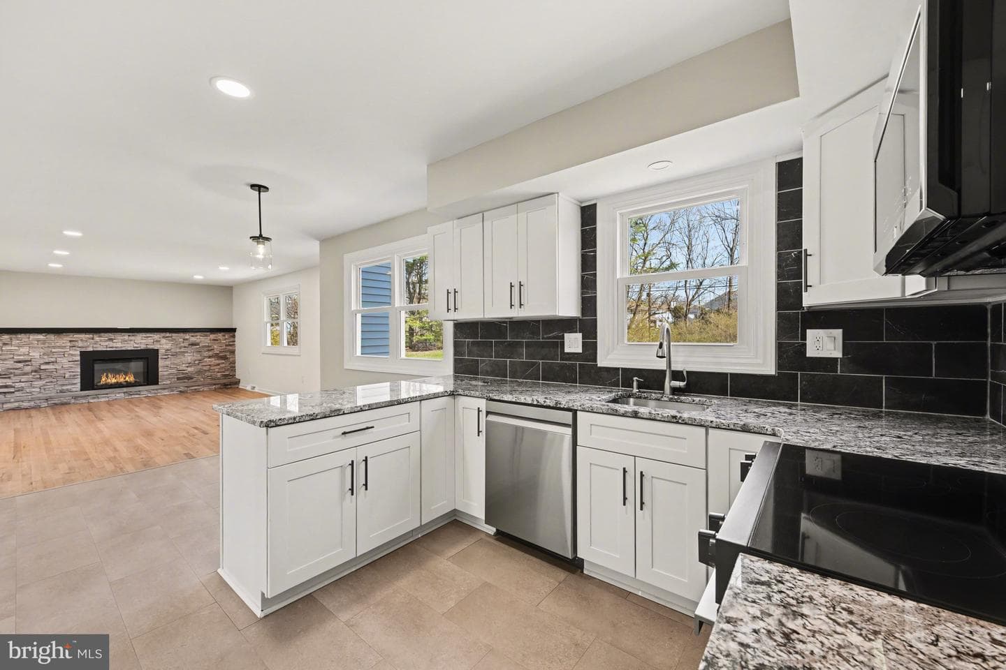 1509 Saint Andrews Way photo 16