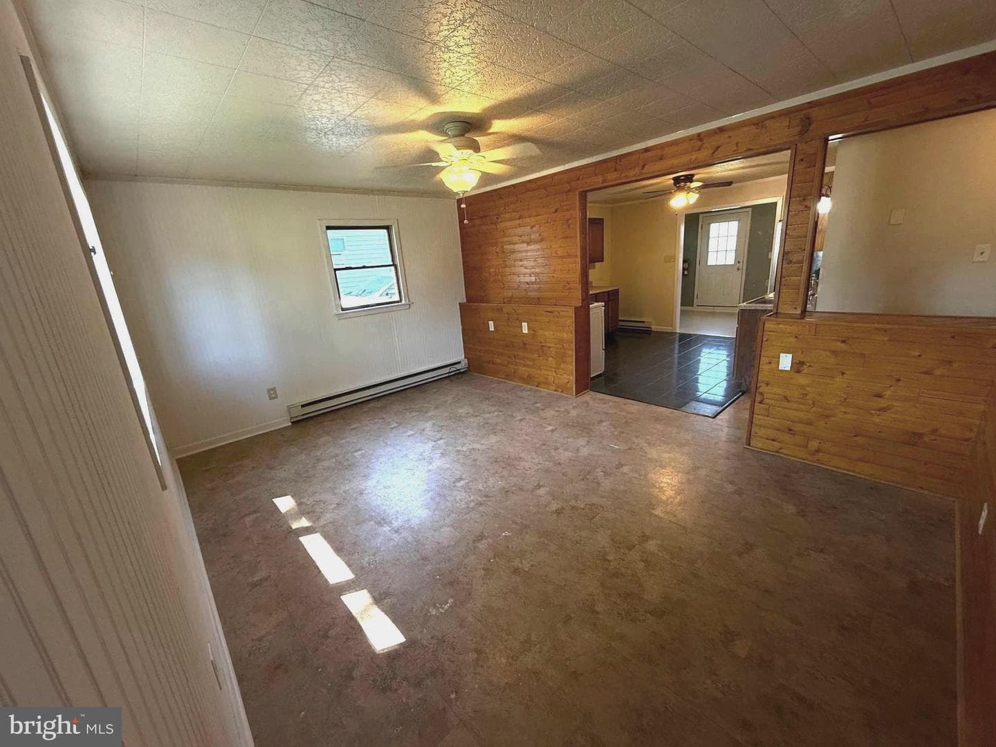321 W Chestnut Street photo 3