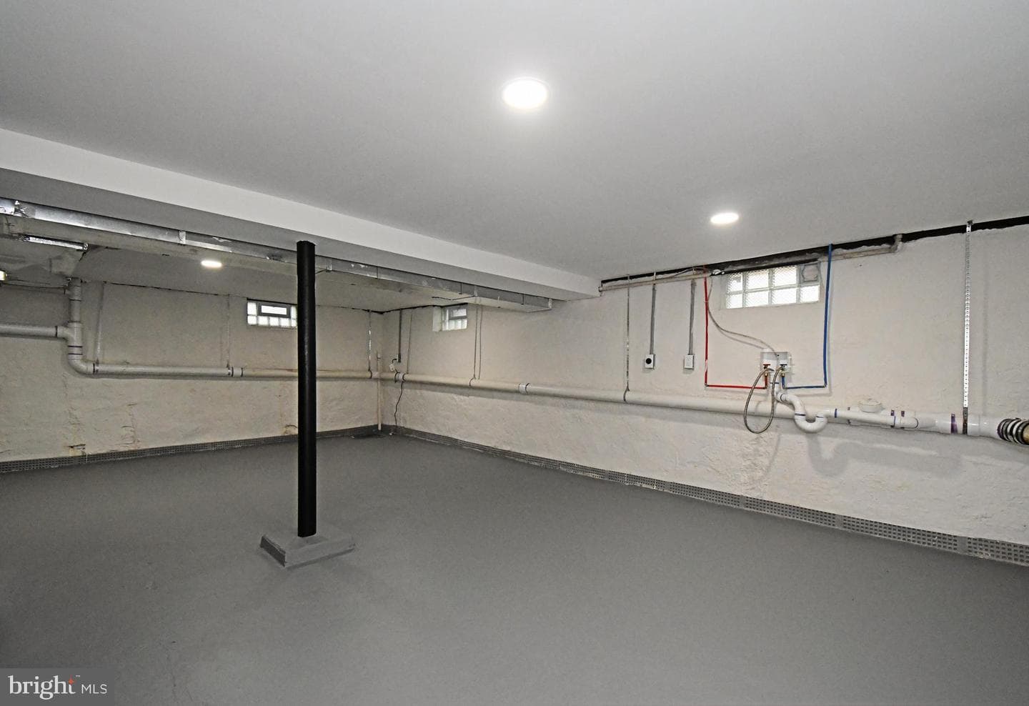 507 Croyden Road photo 39