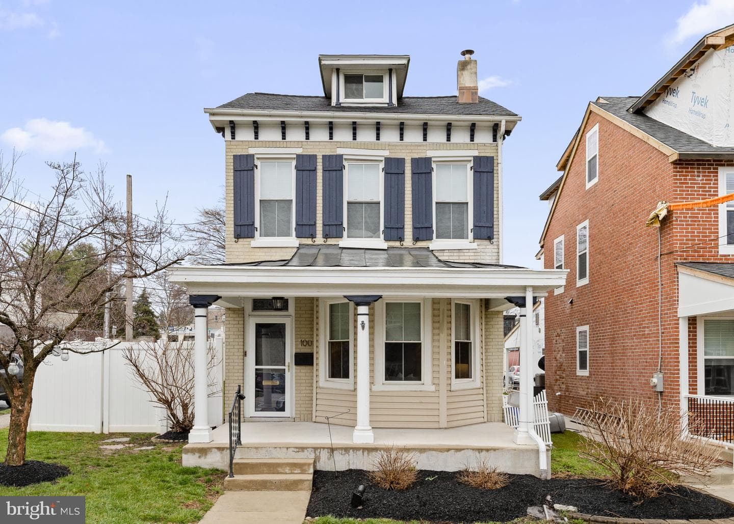 100 E 6th Avenue