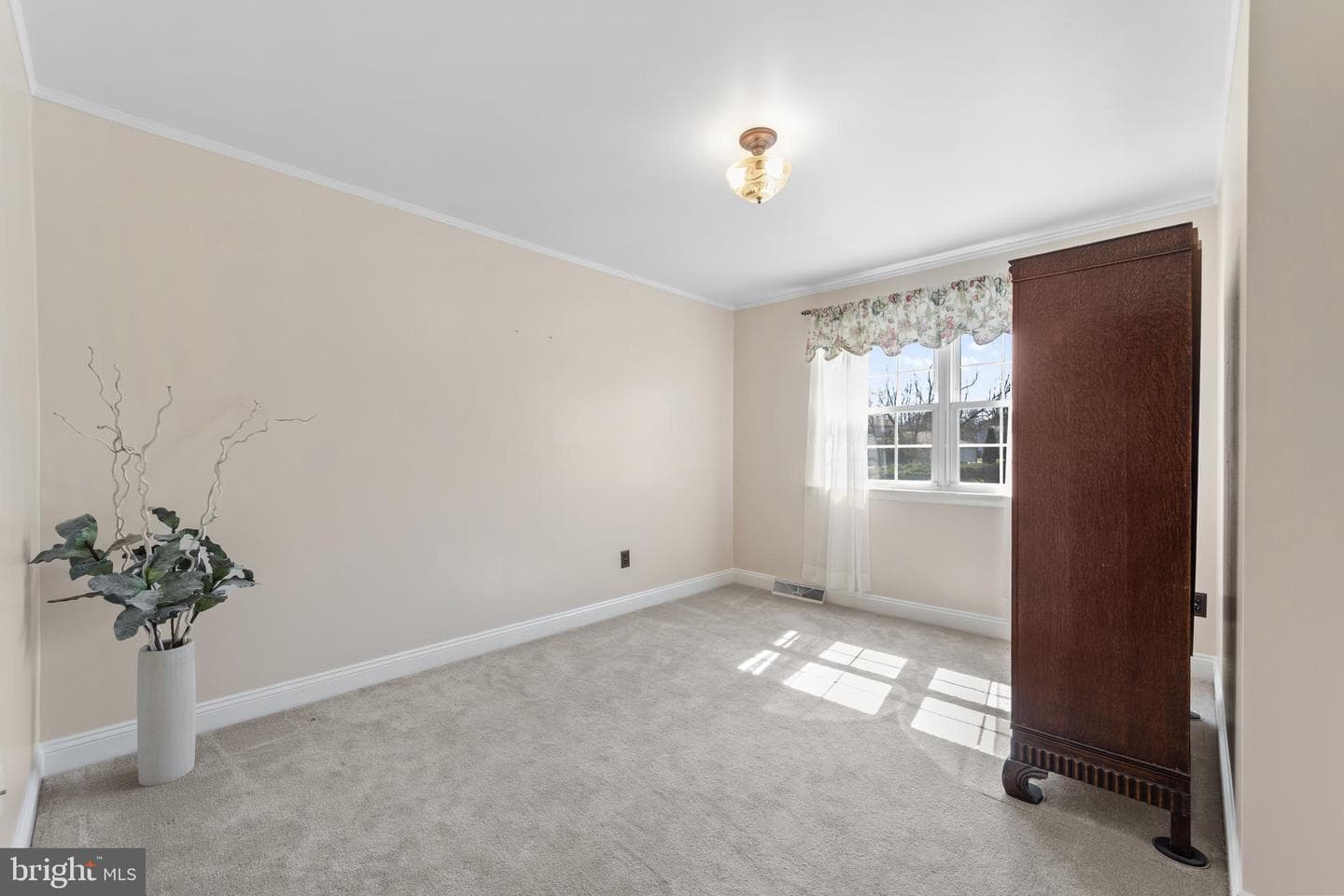 2288 Rebecca Drive photo 17