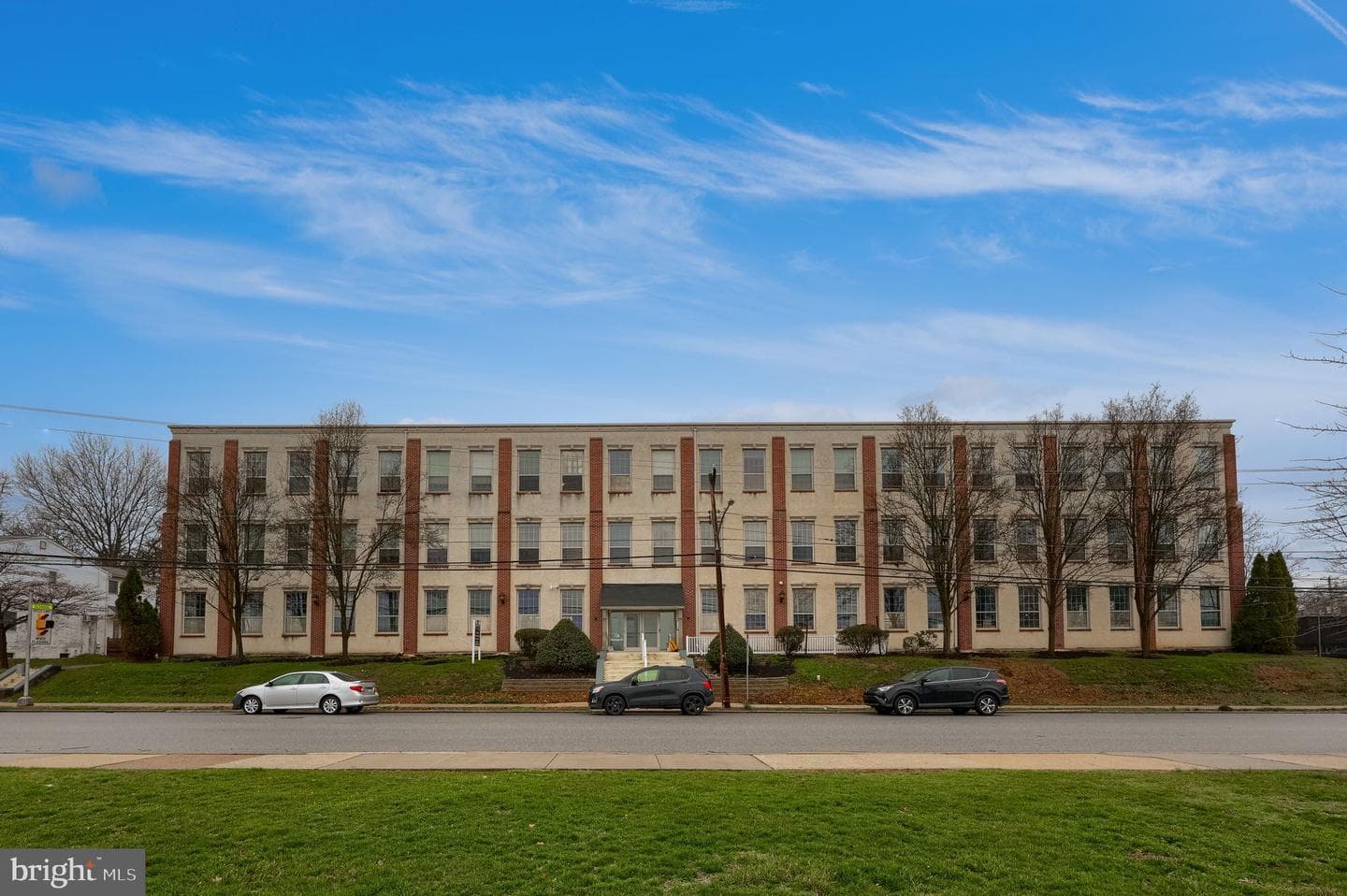 735 Washington Street #323