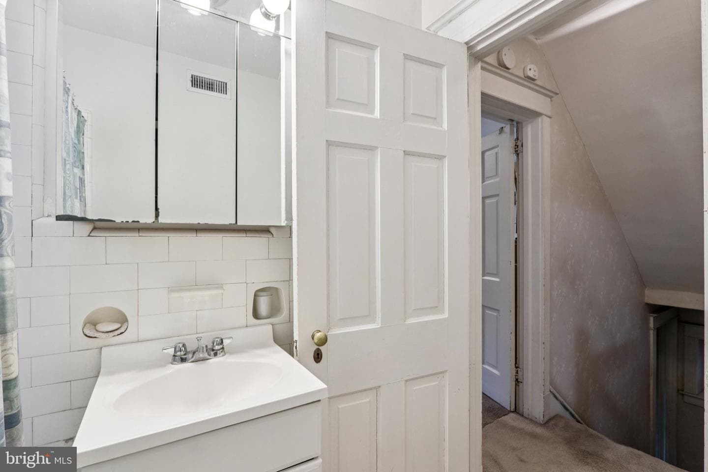 708 Meetinghouse Road photo 26