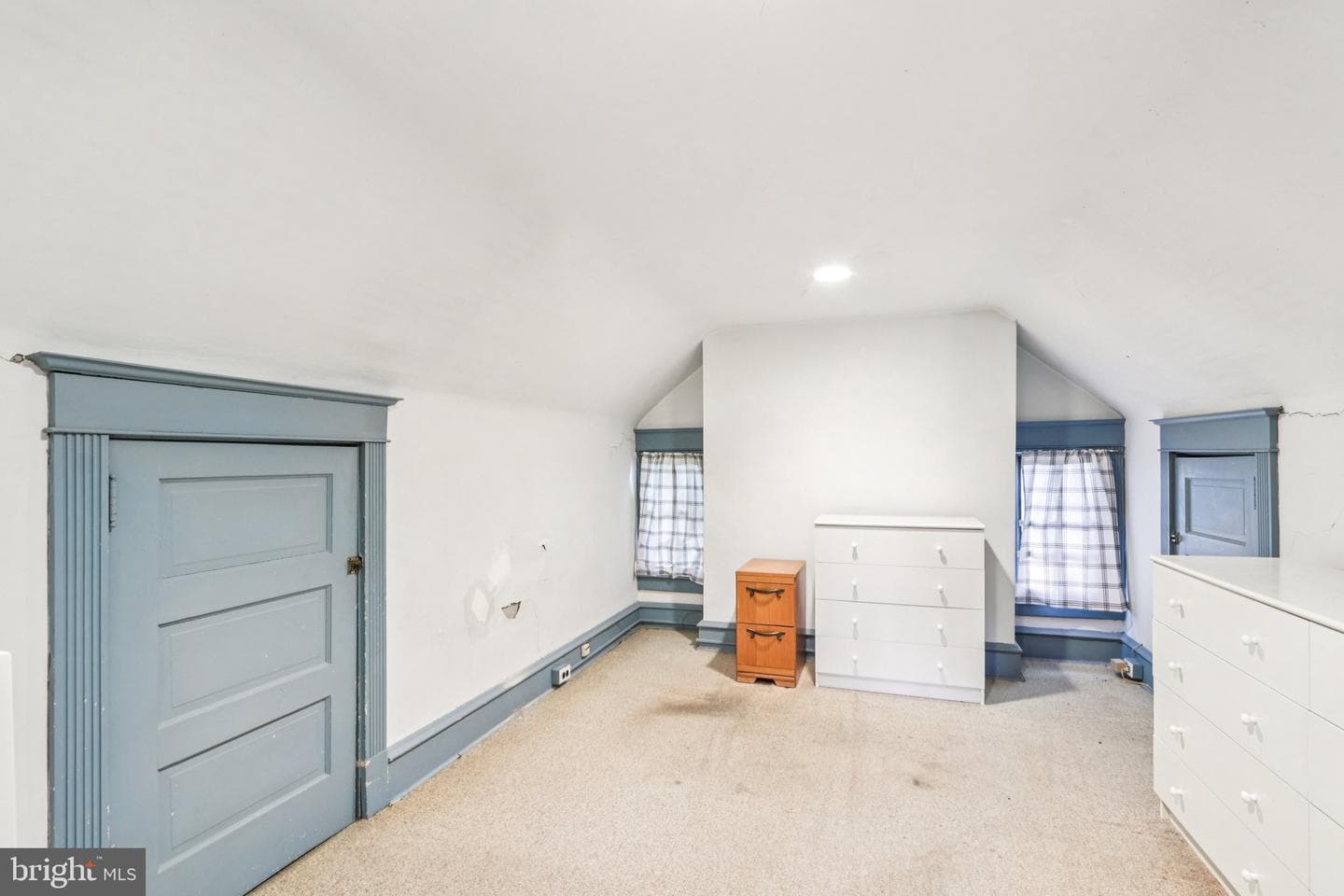 708 Meetinghouse Road photo 28