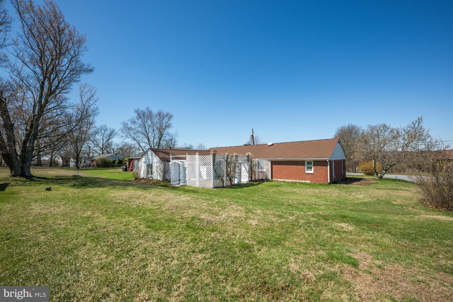 874 Sunset Lane photo 12
