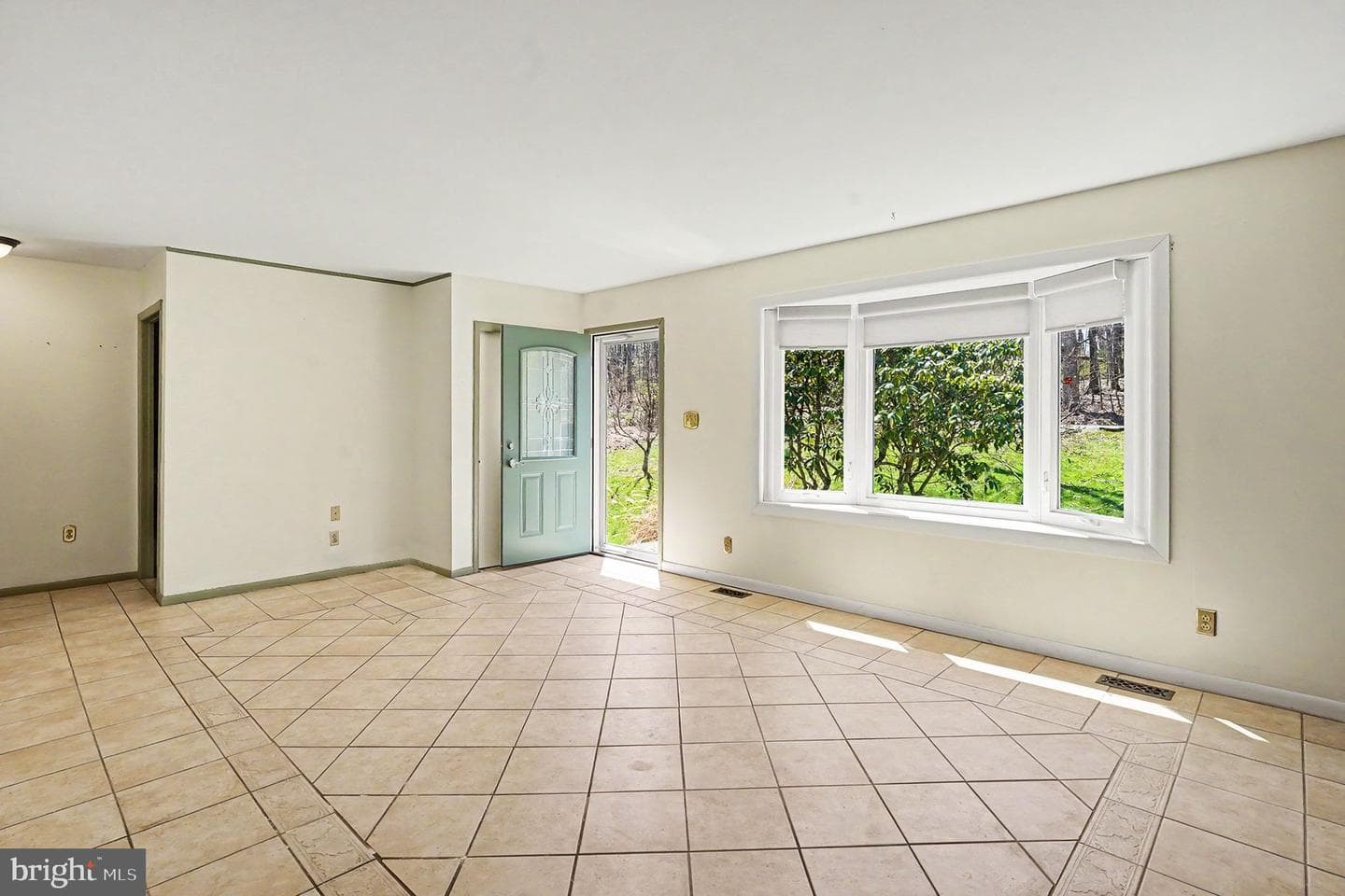 141 Papermill Road photo 7