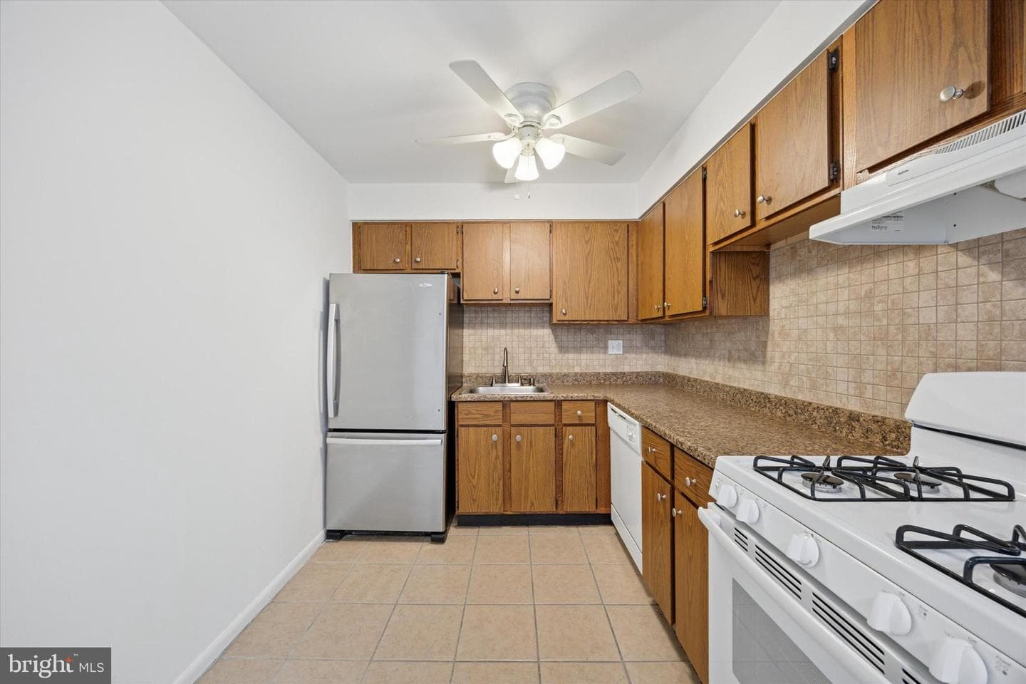 1600 Church Road #c-207 photo 9