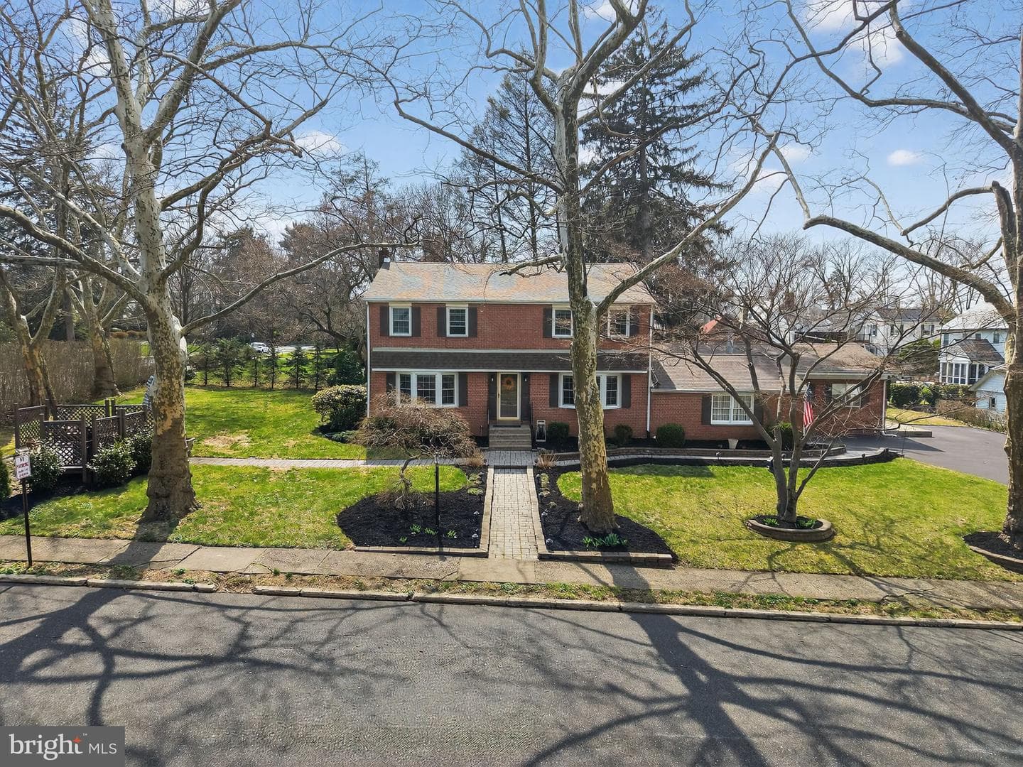 1708 Madeira Avenue photo 5