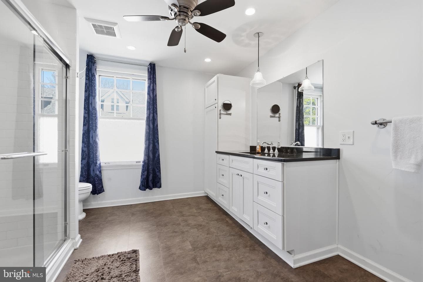 7404 Mountain photo 57
