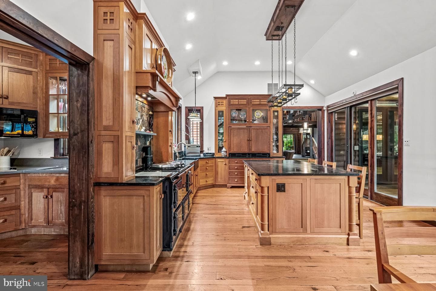 1408 Rene Road photo 22