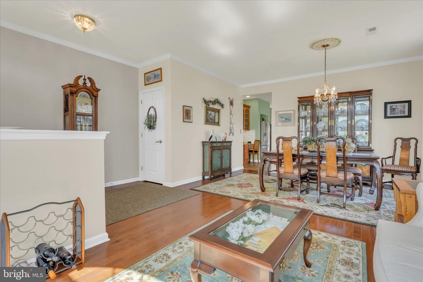300 Westminster Lane photo 6