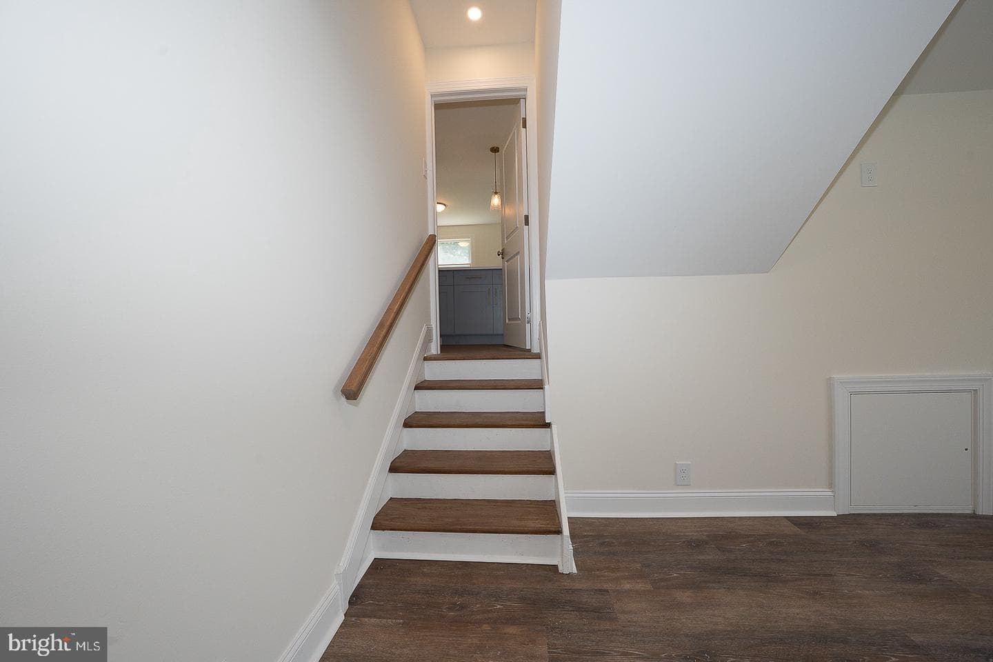 503 Poplar Road photo 43