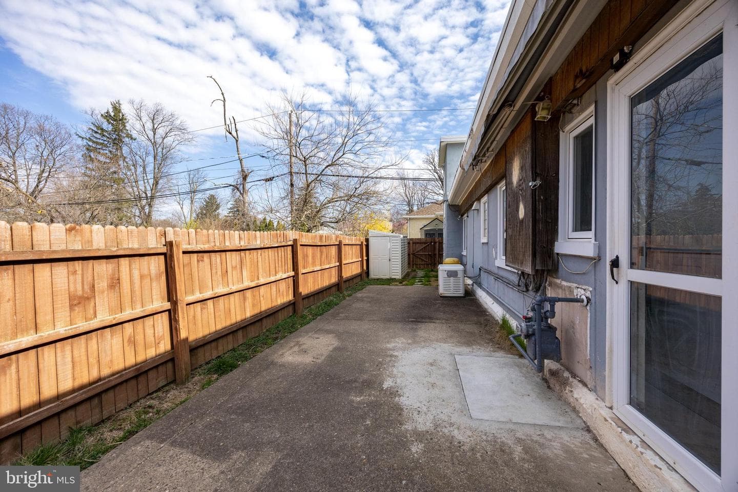 8101 Douglas Road photo 18