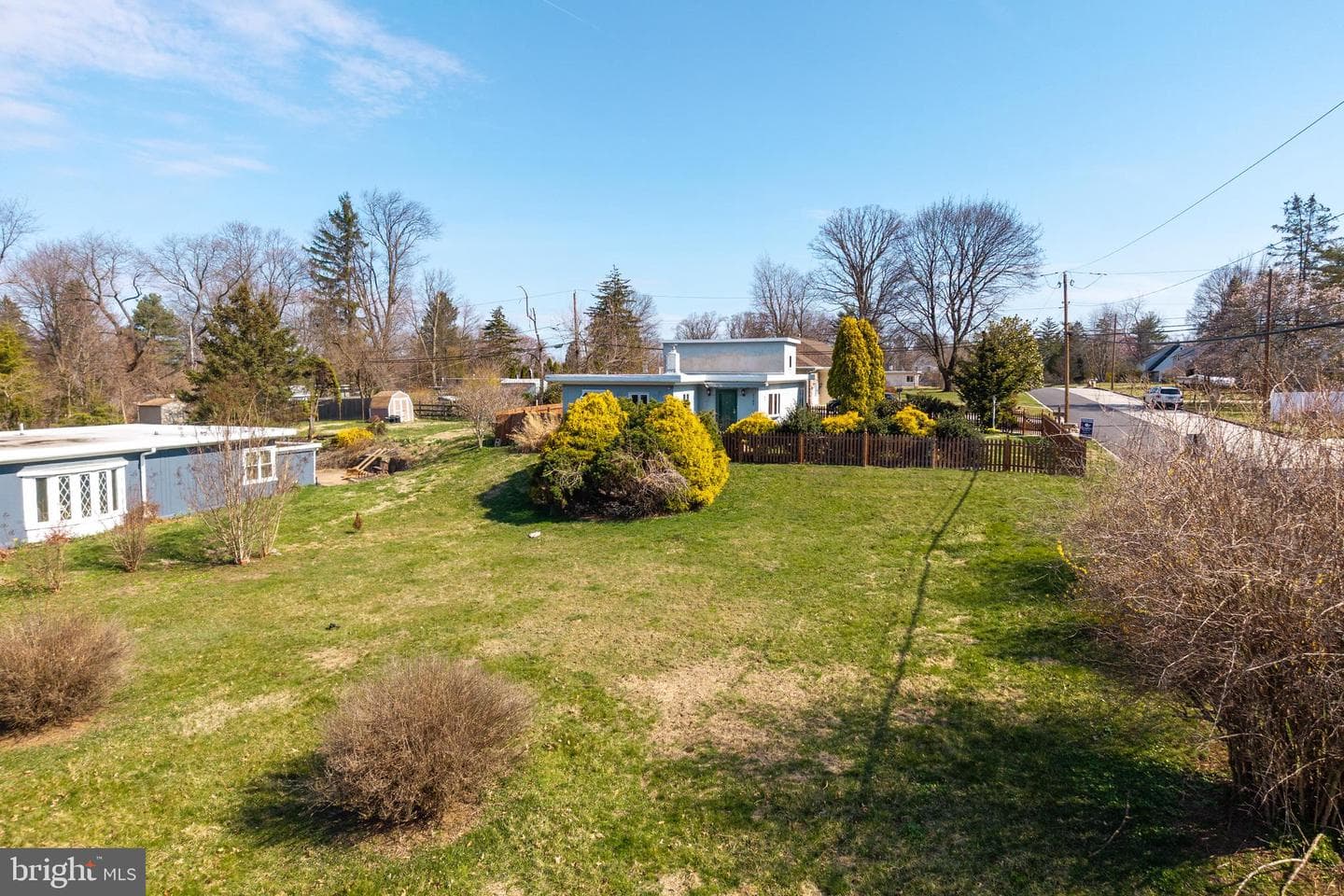8101 Douglas Road photo 25