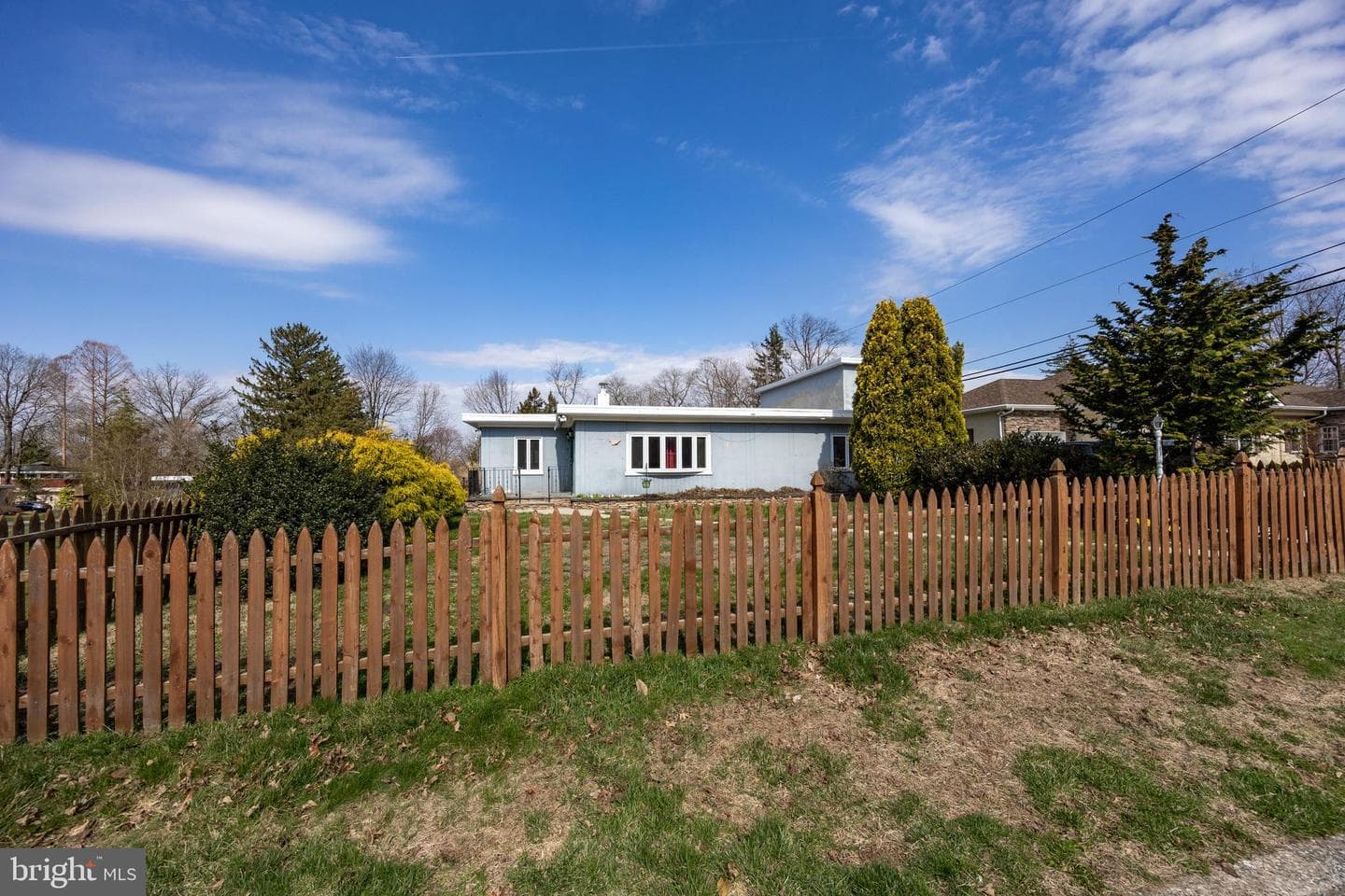 8101 Douglas Road photo 27