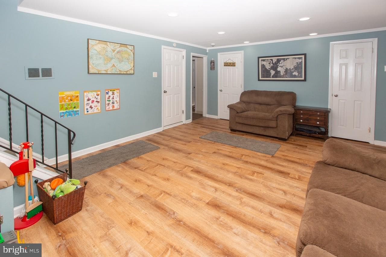 1724 Darland photo 26